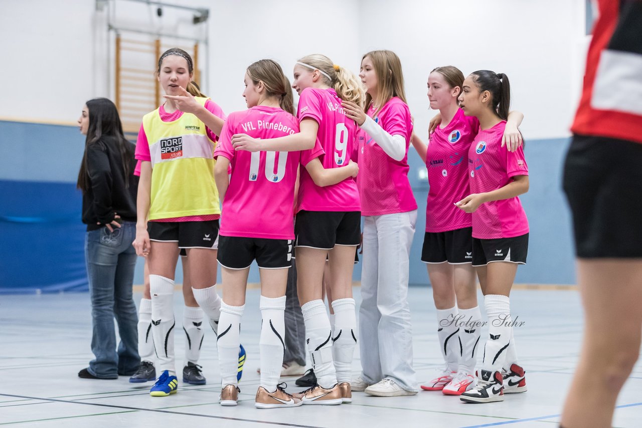 Bild 241 - C-Juniorinnen Loewinnen Cup